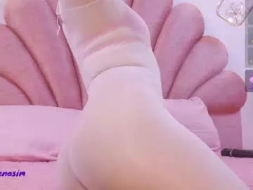 ellenasimons_ from Chaturbate