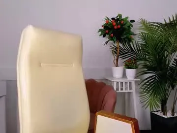 elma_lily — GOAL: to see me tomorrow [0 tokens remaining] Hello) #cute #lovense #young #nonude #shy