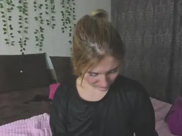 Offline elsa_hot_here on Chaturbate