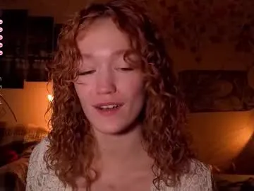 Offline emiliyafox on Chaturbate