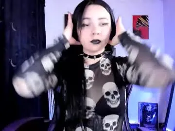 Offline emilyrymer on Chaturbate