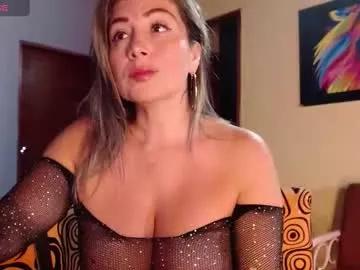 emmahenderson from Chaturbate