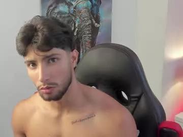 emmet_collins from Chaturbate