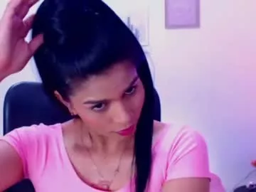 Offline emmie_xxx on Chaturbate