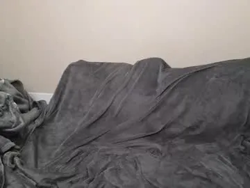 erica_cherry — Welcome to my gooning session!  // Goal: goon till i nut!!! Lovense  active! [1000 tokens left]