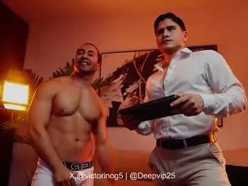 Offline eroswolfs on Chaturbate