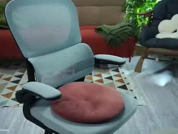 Offline euphoriiiaa on Chaturbate