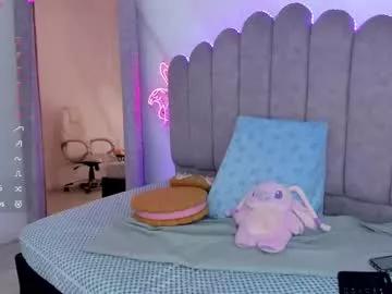 evie_clark_ from Chaturbate