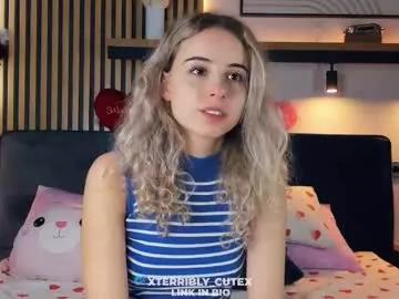 excellent_ella from Chaturbate