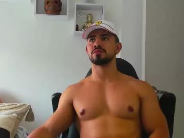 ezzio_scolaro from Chaturbate