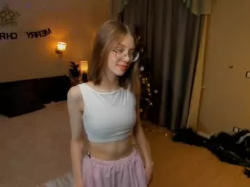 Offline feliceallston on Chaturbate