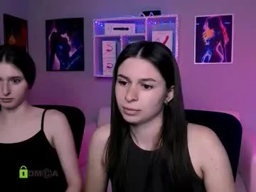 Offline flora_ri on Chaturbate