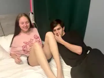 flowerscouple on Chaturbate
