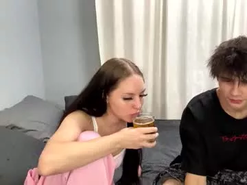 flowerscouple on Chaturbate