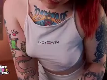 Offline foxgirlandmerguis on Chaturbate