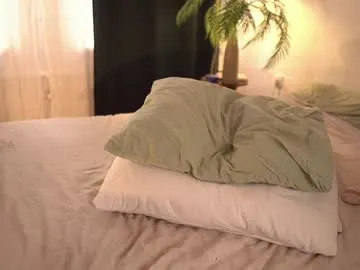 Offline fuckingtoy_ on Chaturbate