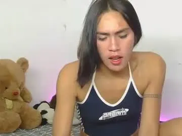 Offline furbby_foxy on Chaturbate