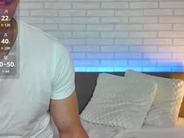 Offline garettvosss on Chaturbate