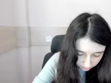 Offline ginablum on Chaturbate