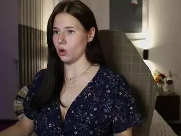 Offline girl_u_never_met on Chaturbate