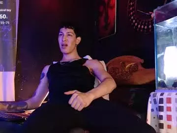 Freechat godly_huan on Chaturbate