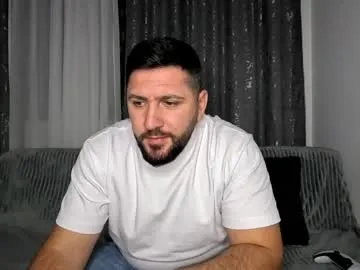 gold_alpha_boy on Chaturbate