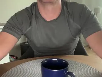 guyfromfinland1981 on Chaturbate