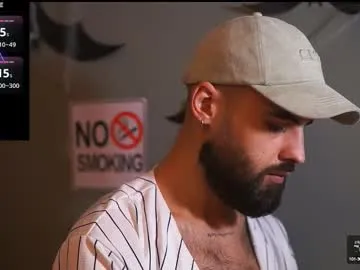 Freechat hairyrobxxx on Chaturbate