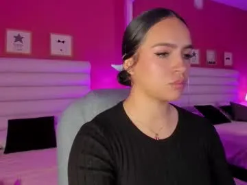 Offline hilary_tailor on Chaturbate