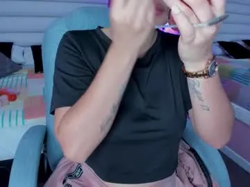 Offline hilary_tailor on Chaturbate