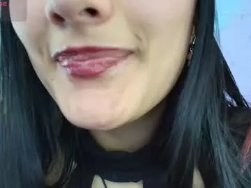 Offline hinata_21_ on Chaturbate