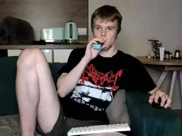 Freechat holdonbitch on Chaturbate