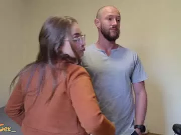 Offline homeofsex_ on Chaturbate