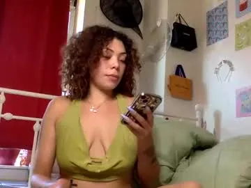 Freechat honeyruby on Chaturbate