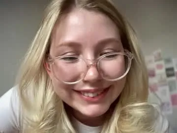 Offline horney_audrey on Chaturbate