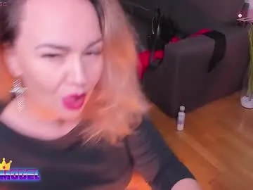 Offline hotbabette on Chaturbate