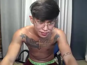 Offline hugecockchristian on Chaturbate