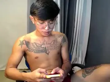 Offline hugecockchristian on Chaturbate