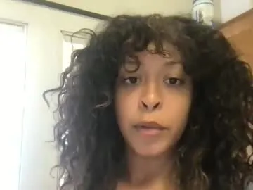 Offline hunyybunz on Chaturbate