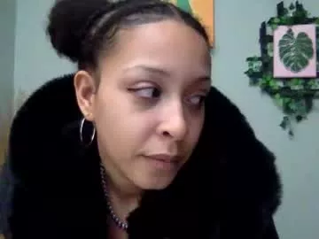 Offline hunyybunz on Chaturbate