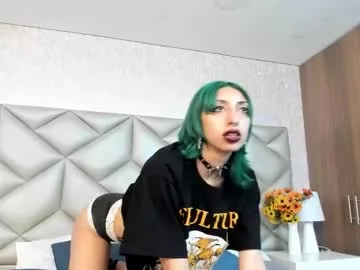 Offline im_gaia on Chaturbate