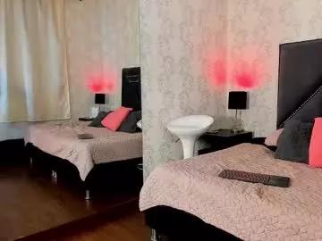 iris_bells from Chaturbate