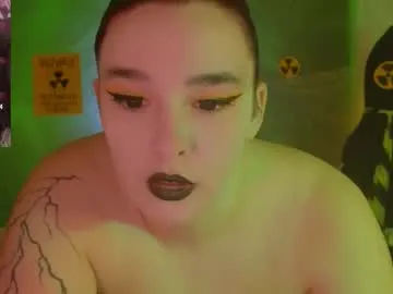 iwi_wi_wi on Chaturbate 