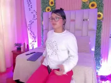 jade_nm on Chaturbate