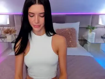 Freechat jasmilynn on Chaturbate