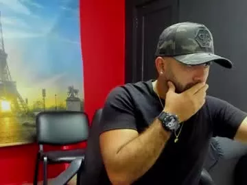 Freechat jhon_bear02 on Chaturbate