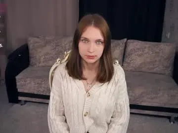 Offline johnnietantum on Chaturbate