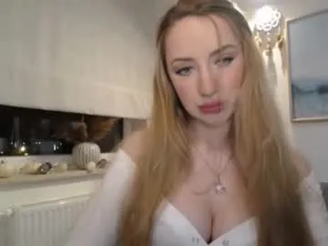 Freechat juliettesensual on Chaturbate