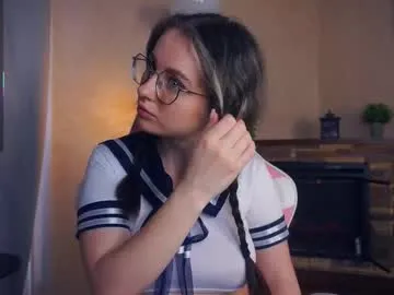 Offline kacyboone on Chaturbate