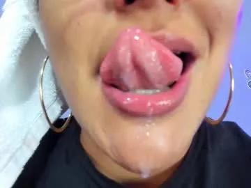 kaira_mosse_ on Chaturbate